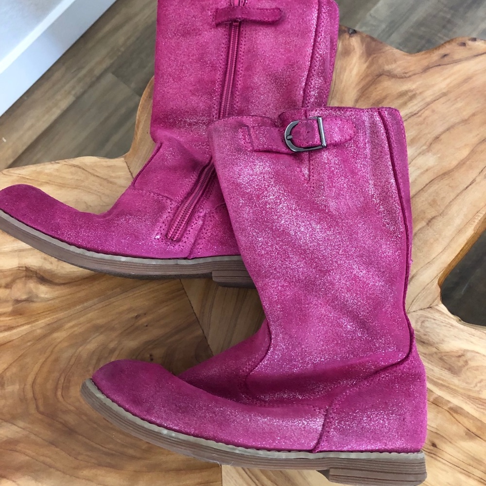 Girl boots